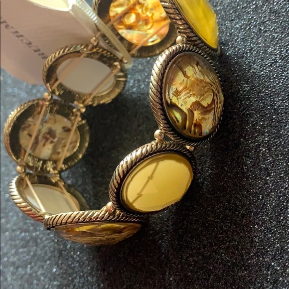 Bracelet - Picture 3 of 5